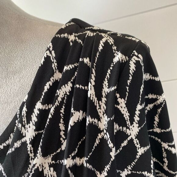 Connected Apparel Asymmetrical Neck Elbow Sleeve Dress Size 12 - Picture 3 of 12